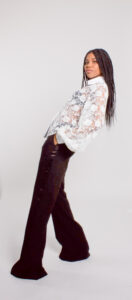 Chemise en dentelle blanche