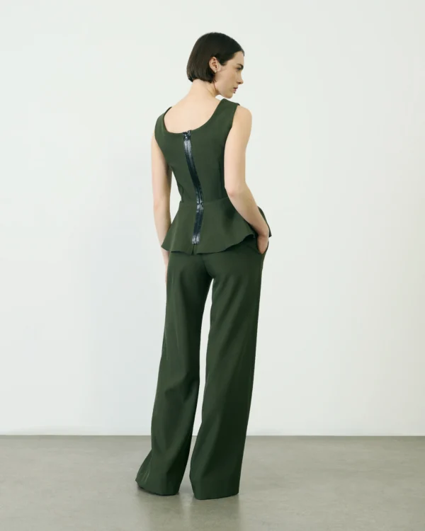 Wide leg trousers