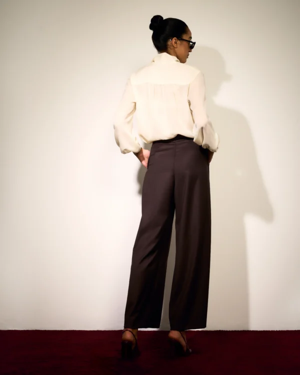 Wide leg trousers